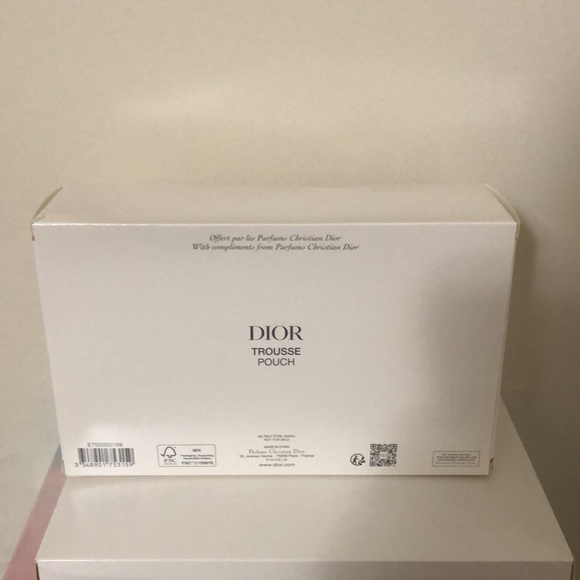 DIOR Mesh Embroidered pouch - Picture 10 of 10